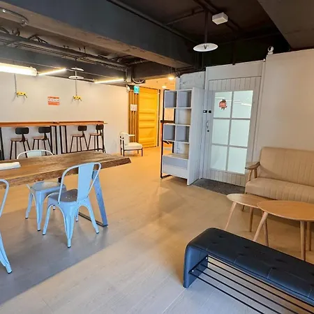 Ximen Wow Hostel-2